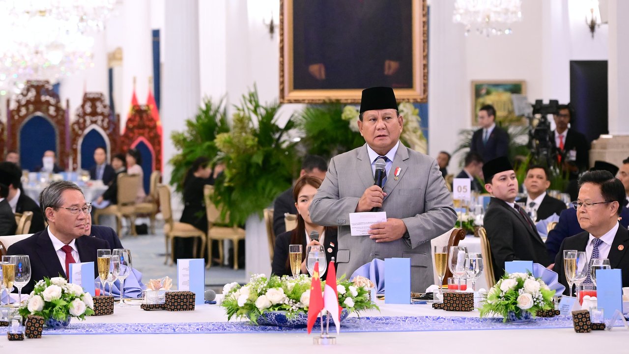Prabowo Jamu PM China di Istana: Sajian Nusantara hingga Tarian Dayak