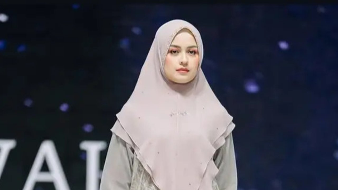 Kompilasi Gaya Hijab Elegan ala Kimberly Ryder (Instagram/@kimbrlyryder)