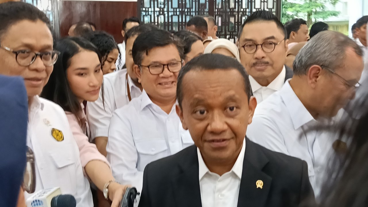 Bahlil Belum Setuju Diskon Tarif Listrik 50%, Masih Tunggu Kajian Anggaran