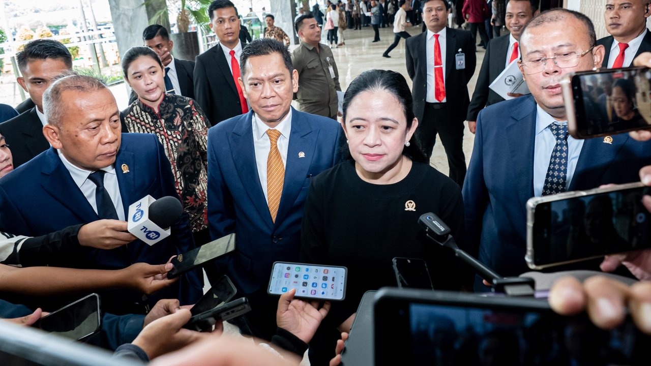 Tutup Masa Sidang DPR, Puan Soroti Lonjakan PHK Hingga Dampak Tarif Trump
