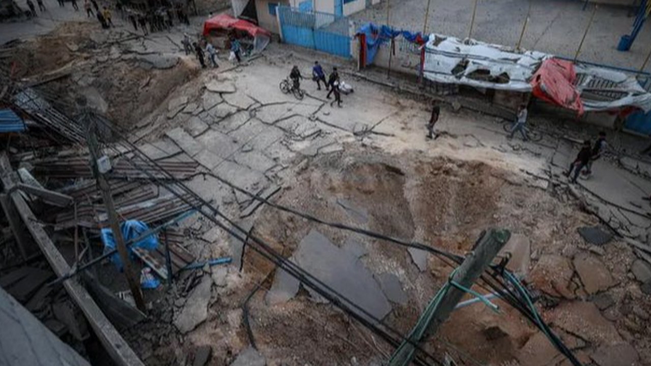 Pasukan Israel Kepung 2 Rumah Sakit di Gaza, Salah Satunya RS Indonesia