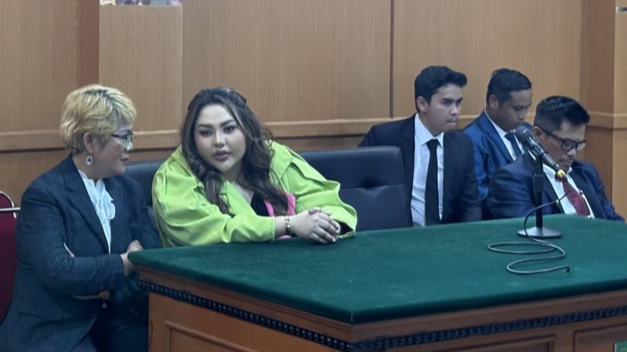 Hakim Putuskan Tempuh Mediasi, Lisa Mariana Ngotot Tuntut Hak Identitas Anak dari Ridwan Kamil