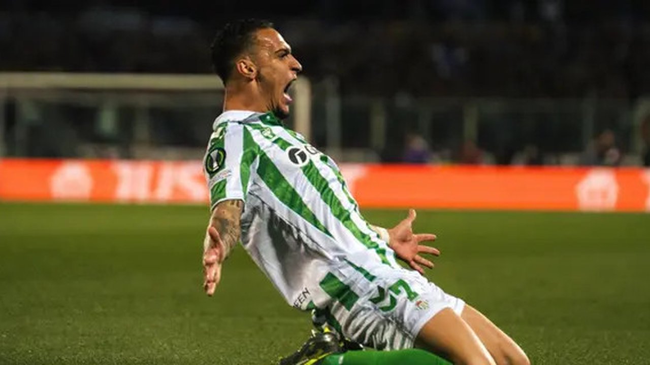 Balik ke MU? Antony Buka Suara Usai Gagal Juara Bareng Real Betis