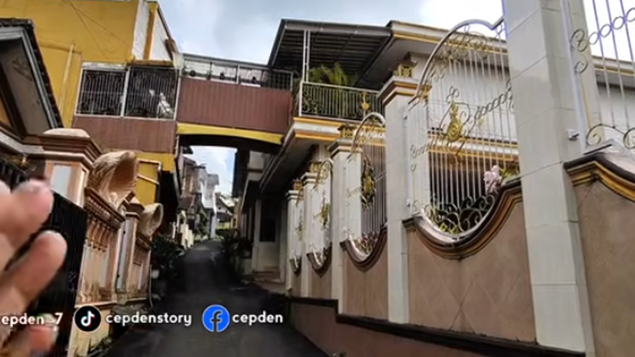 Hasil Kerja Keras, Potret Rumah Mewah Bak Istana di Pelosok Desa Ternyata Pemiliknya Tukang Bangunan