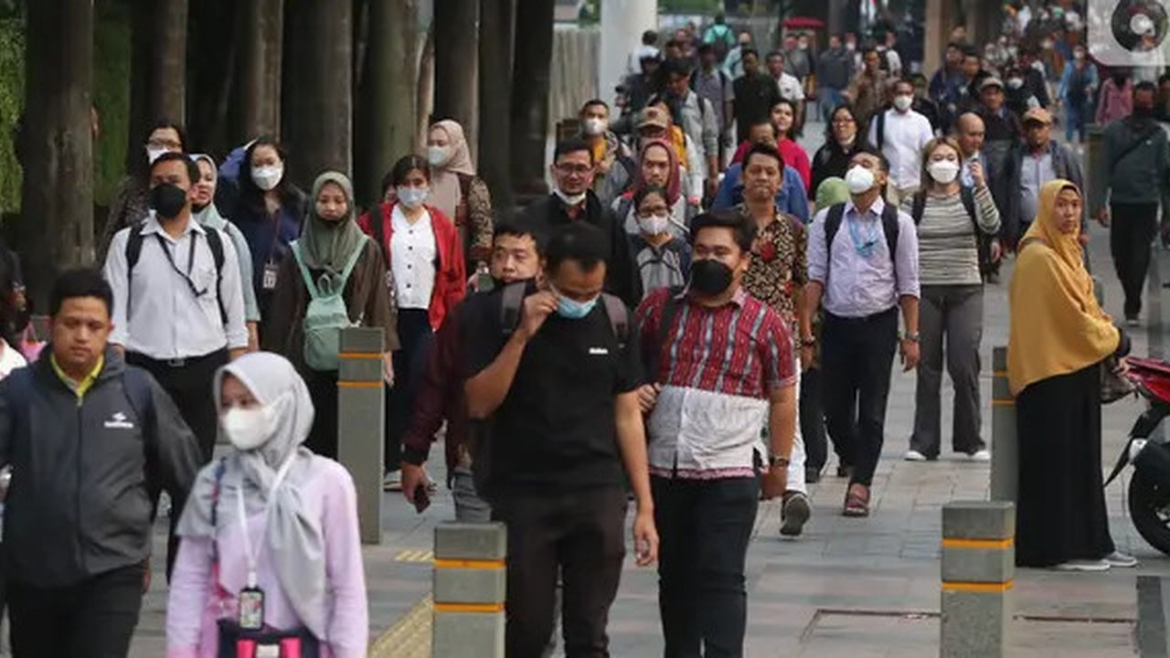 Indonesia Harus Waspada, Covid-19 Melonjak di Singapura dan Malaysia