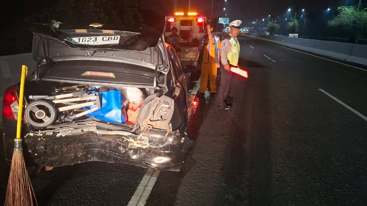 Pelat Nomor BYD Jatuh di TKP Tabrakan, Polisi Kantongi Alamat Rumah Pengemudi