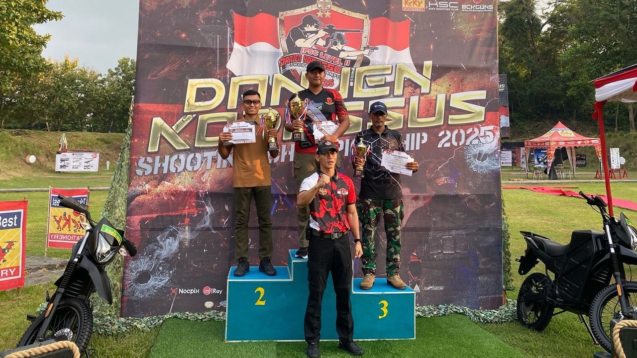 Brimob Polda Jateng Raih Juara 1 di Kejuaraan Menembak Danjen Kopassus Cup 2025