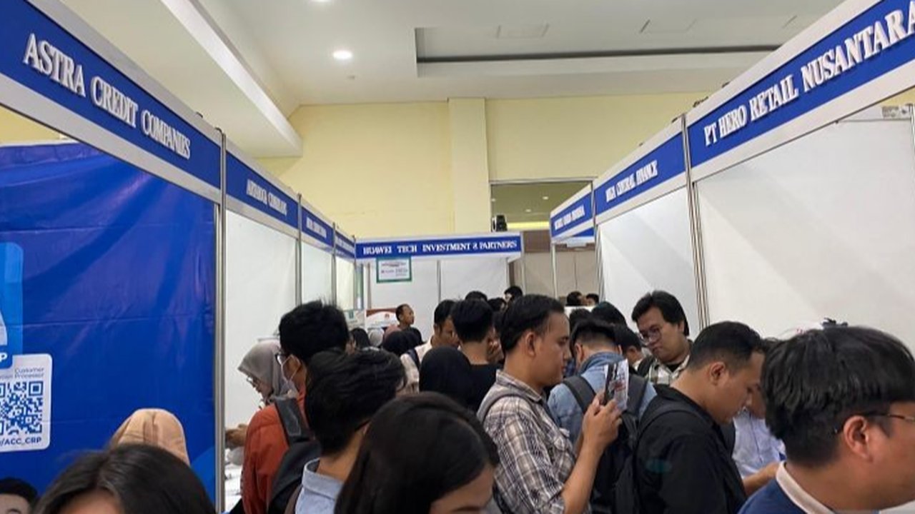 BPS: 7,28 Juta Penduduk Indonesia Masih Menganggur