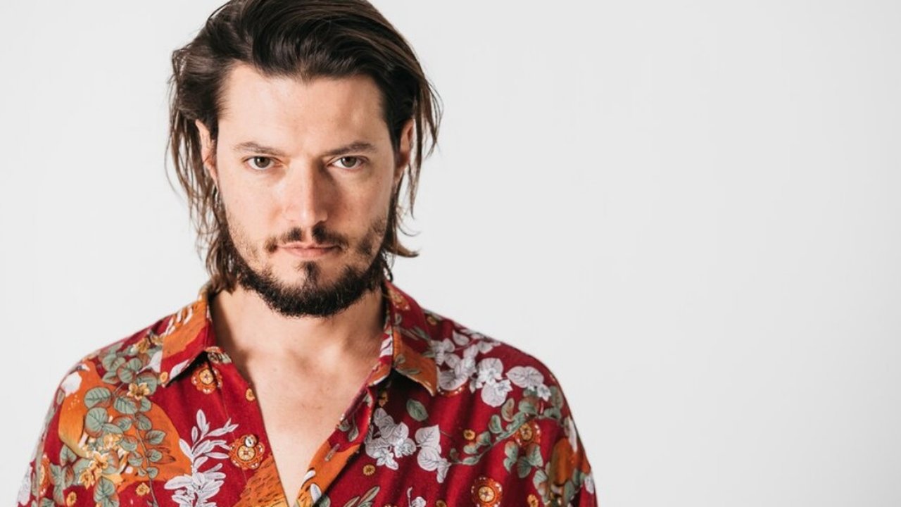 Inspriasi Rambut Panjang Pria