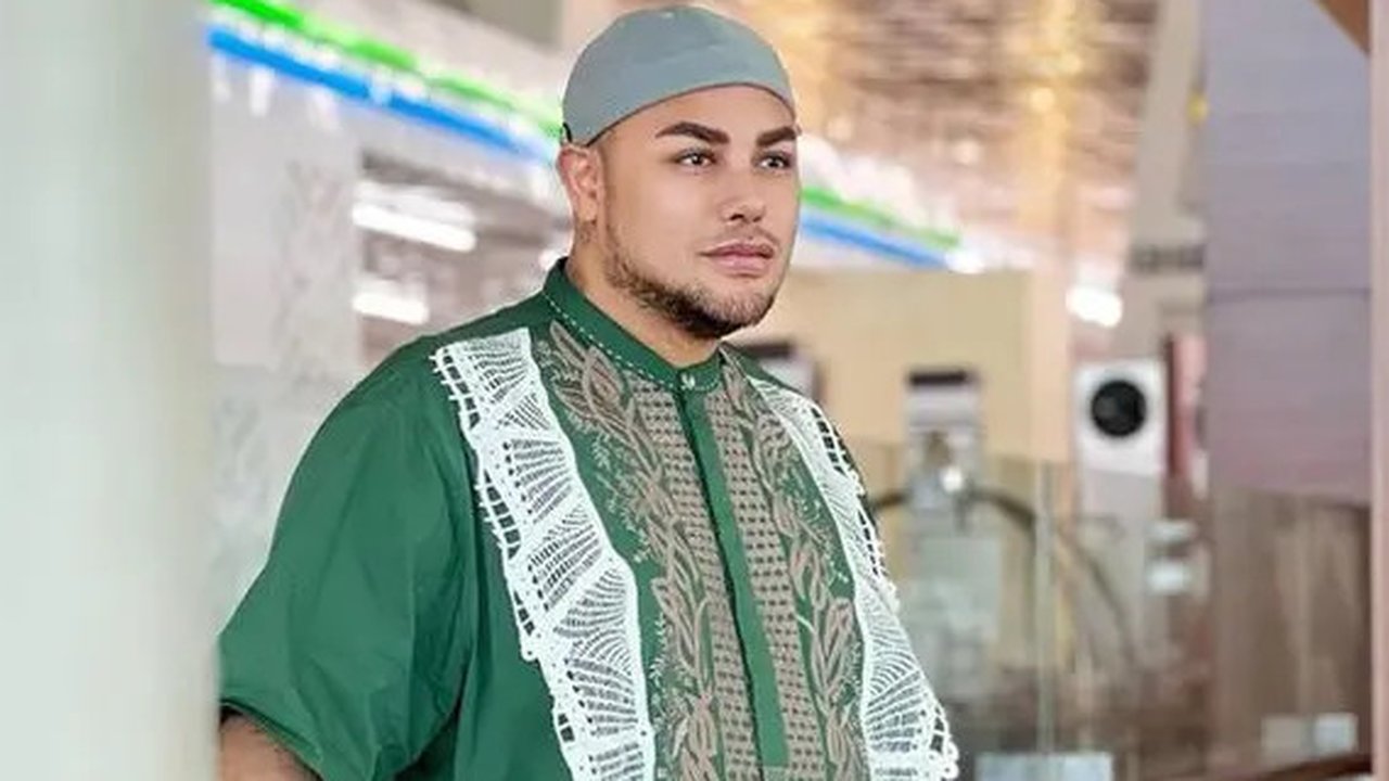 Ivan Gunawan berangkat umrah (Sumber: Instagram/ivan_gunawan)