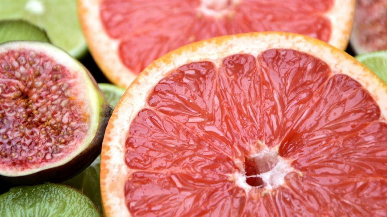 Ilustrasi Apel Merah