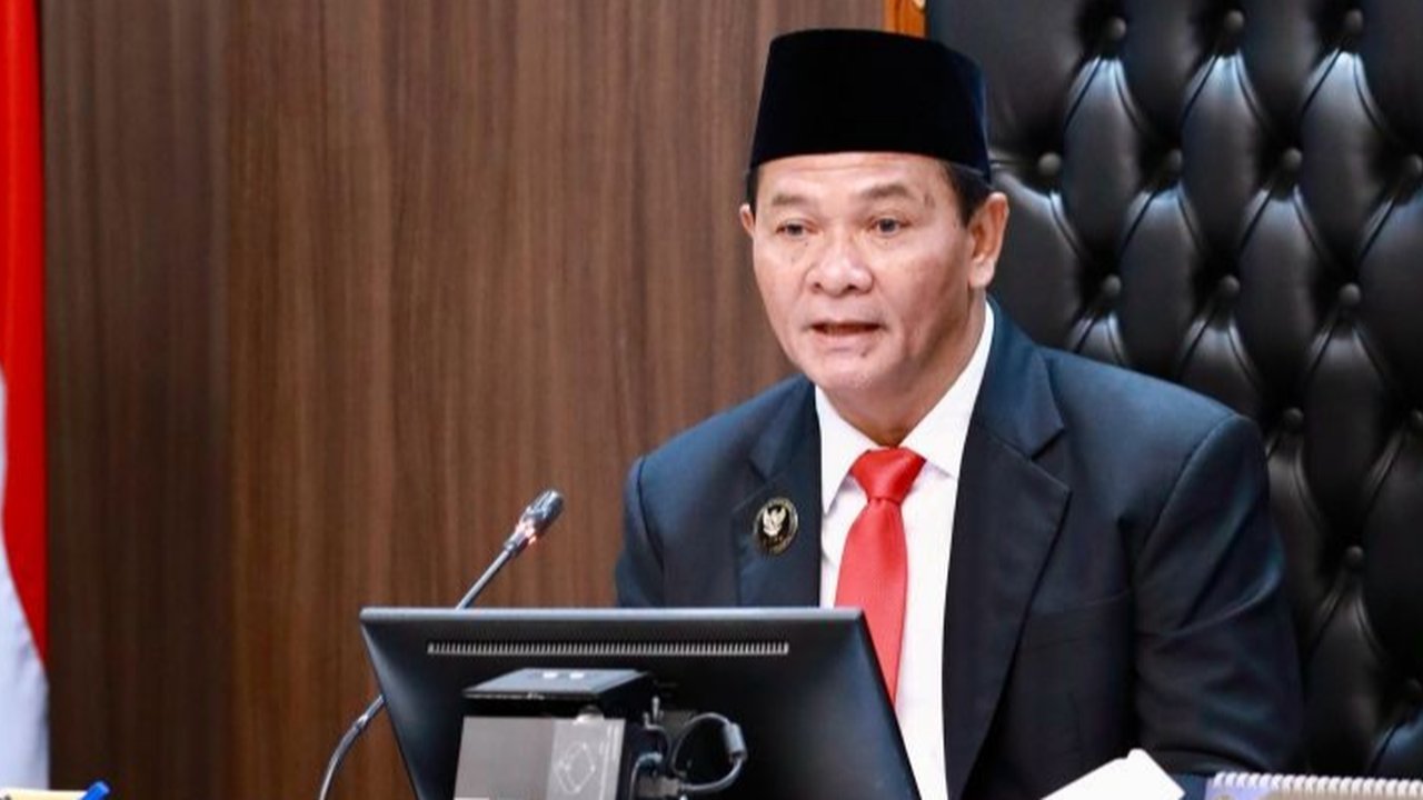 Dewan Kehormatan Penyelenggara Pemilu (DKPP) telah merehabilitasi nama baik Ketua KPU dan Komisioner Bawaslu Karawang setelah terbukti tidak melanggar kode etik dalam Pilkada 2024.