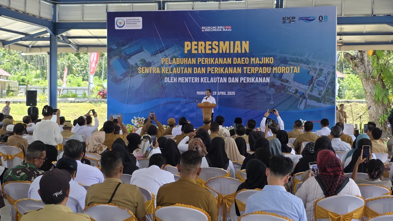 Menteri KKP Resmikan SKPT Morotai, Perkuat Ekonomi Kelautan di Wilayah Terluar