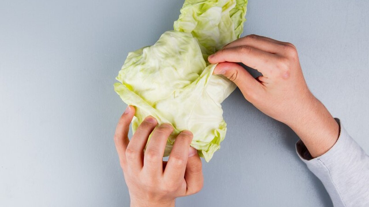 Ilustrasi Ibu Menyusui dan Pantangannya