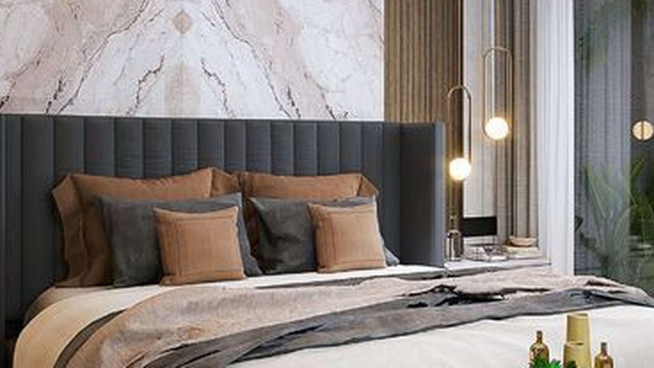 Cobalah beberapa desain ini, dan jadikan kamar tidur pribadimu nyaman seperti kamar hotel yang mewah. Yuk, simak penjelasan lengkap tentang desainnya!