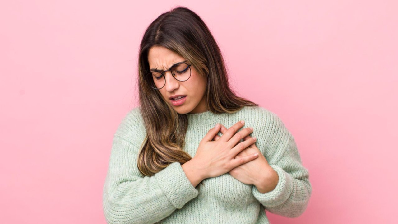 Waspada! Ini Alasan Payudara Bisa Nyeri Tanpa Sebab yang Jelas
