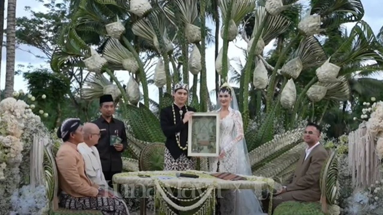 Sah! Maxime Bouttier Resmi Persunting Luna Maya dengan Mahar Emas Batangan dan Uang Tunai USD2.025