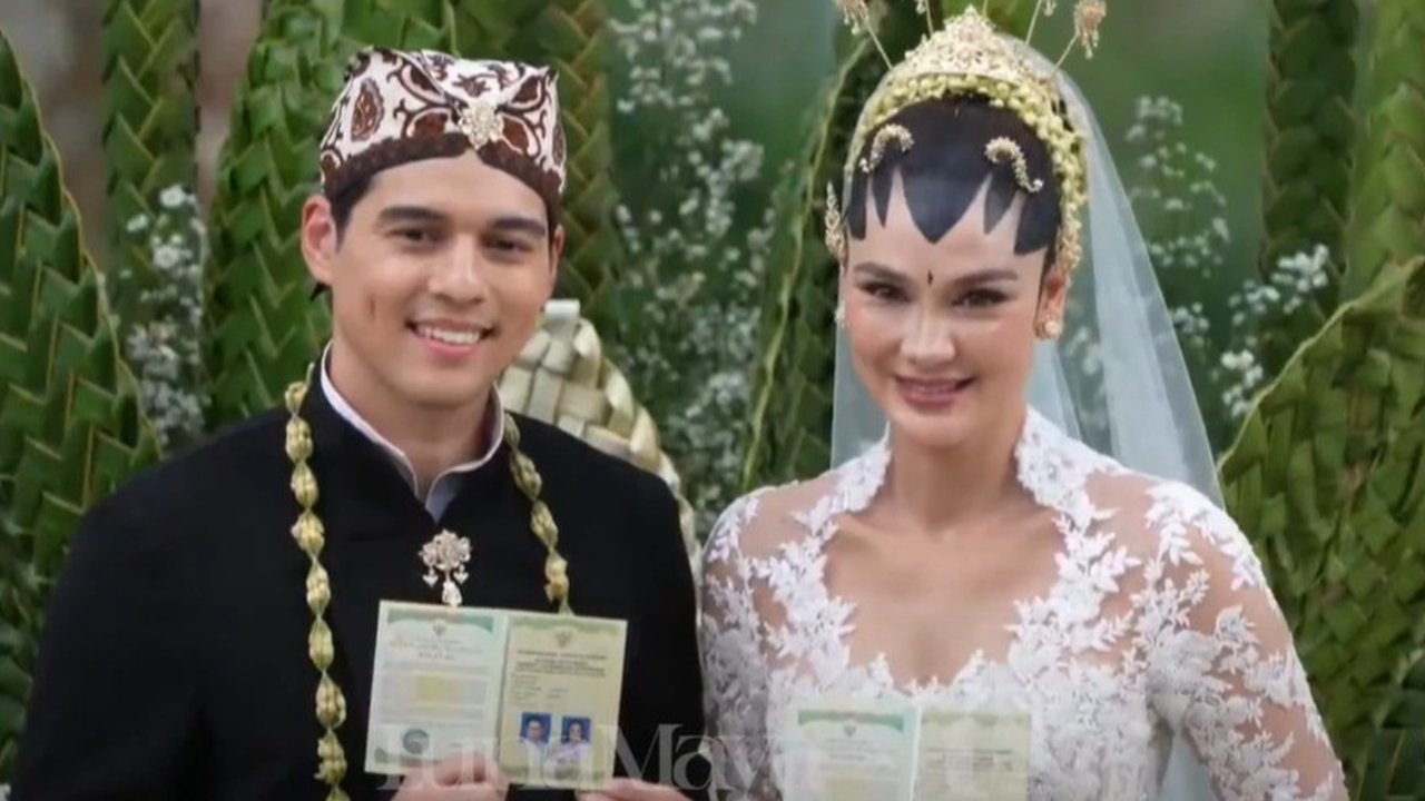 Potret Tegang Wajah Luna Maya dan Maxime Bouttier saat Ijab Qabul, Sampai Tarik Napas Panjang Berkali-kali