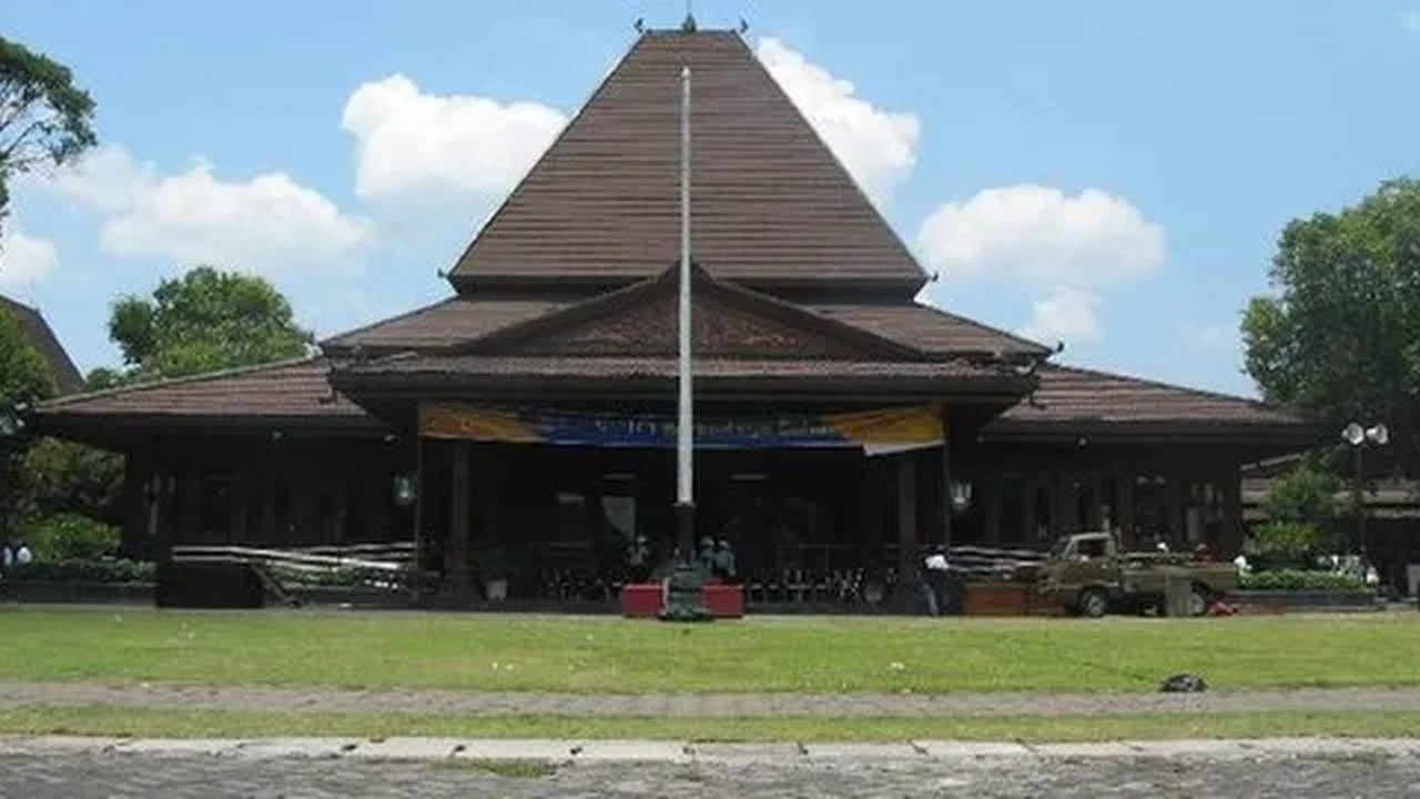 Politikus PDIP Aria Bima: DPR tak Tertarik Bahas Usulan Daerah Istimewa Surakarta