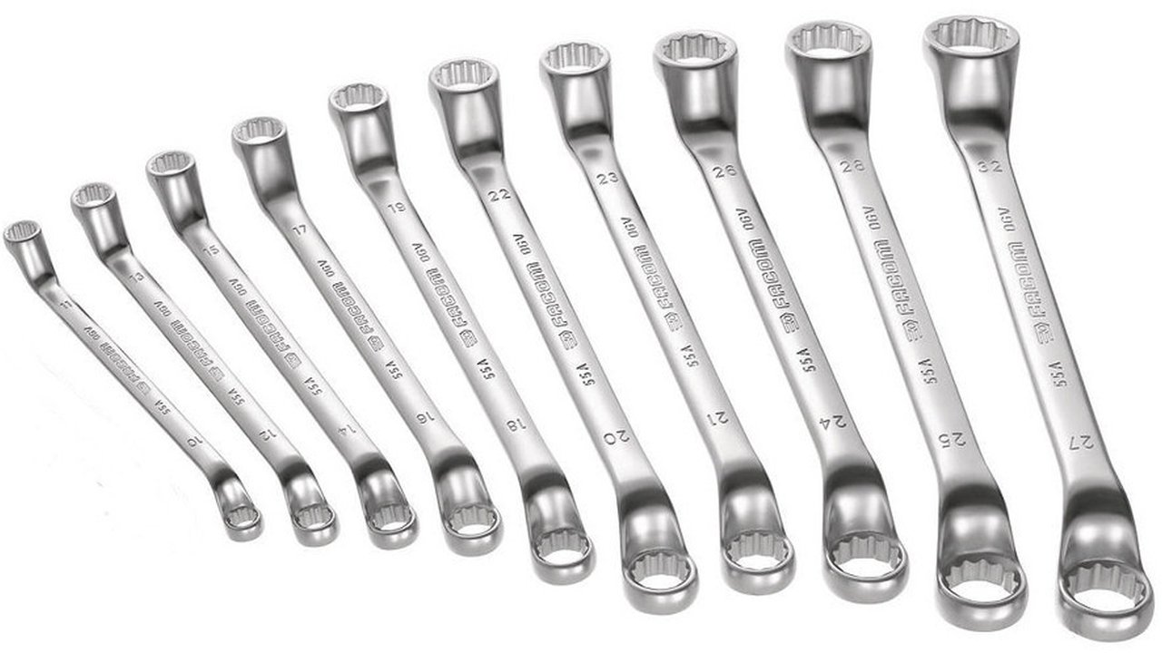 Memahami Peran dan Signifikansi Penggunaan 'Hand Tools' dalam Bidang Otomotif