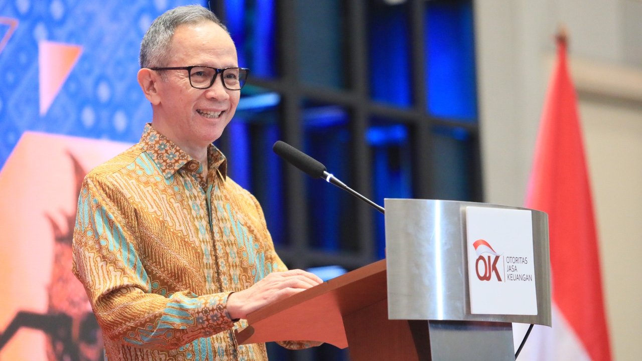 Ketua OJK Beberkan Kondisi Ekonomi Indonesia di Tengah Ketidakpastian Global dan Tarif Trump
