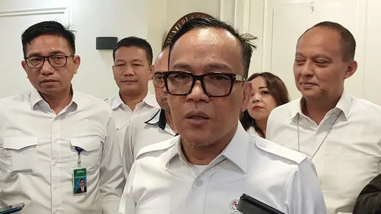 Tiga Perusahaan Kembalikan Ijazah Usai Disidak Wamenaker