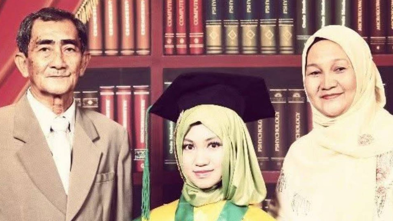 Perjuangan Hidup Anak Gadis Tukang Bangunan Hidup Melarat Sampai Pernah Kelaparan, Kini Sukses Jadi Dokter