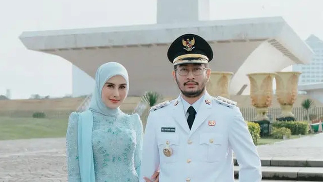 Outfit Ibu Pejabat Syahnaz Sadiqah