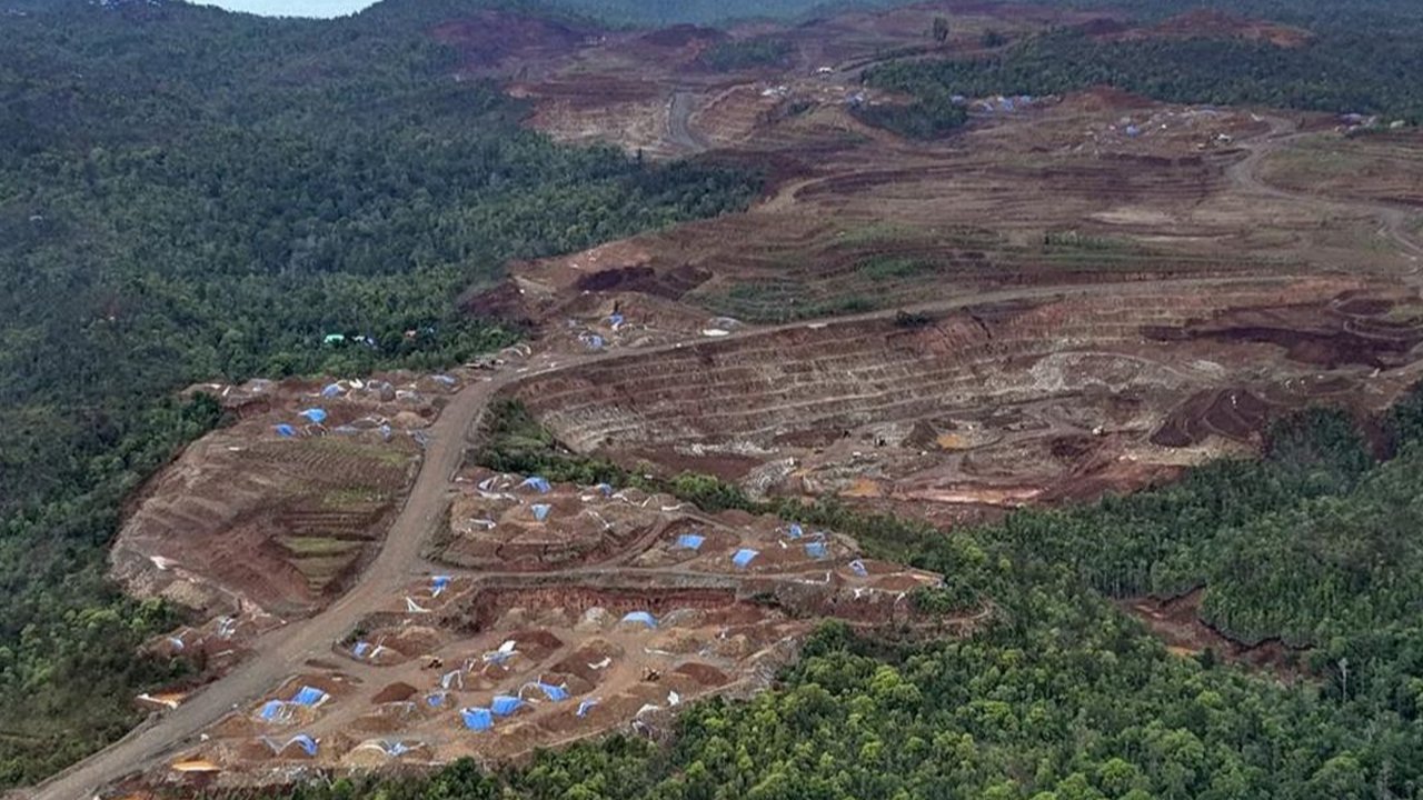 Pemerintah Diminta Tinjau Ulang Izin Tambang PT GAG di Pulau Kecil Raja Ampat