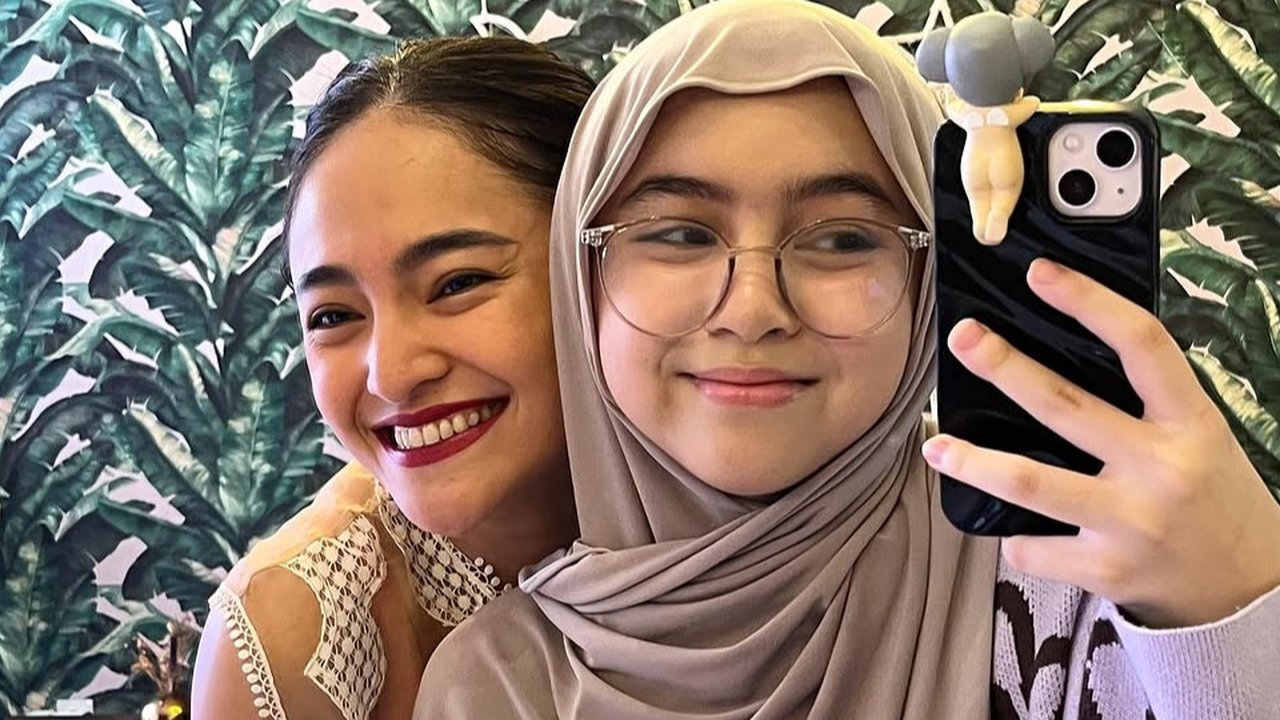 Cantik Berhijab, 7 Potret Sienna Anak Marshanda dengan Ben Kasyafani yang Kini Sudah 12 Tahun