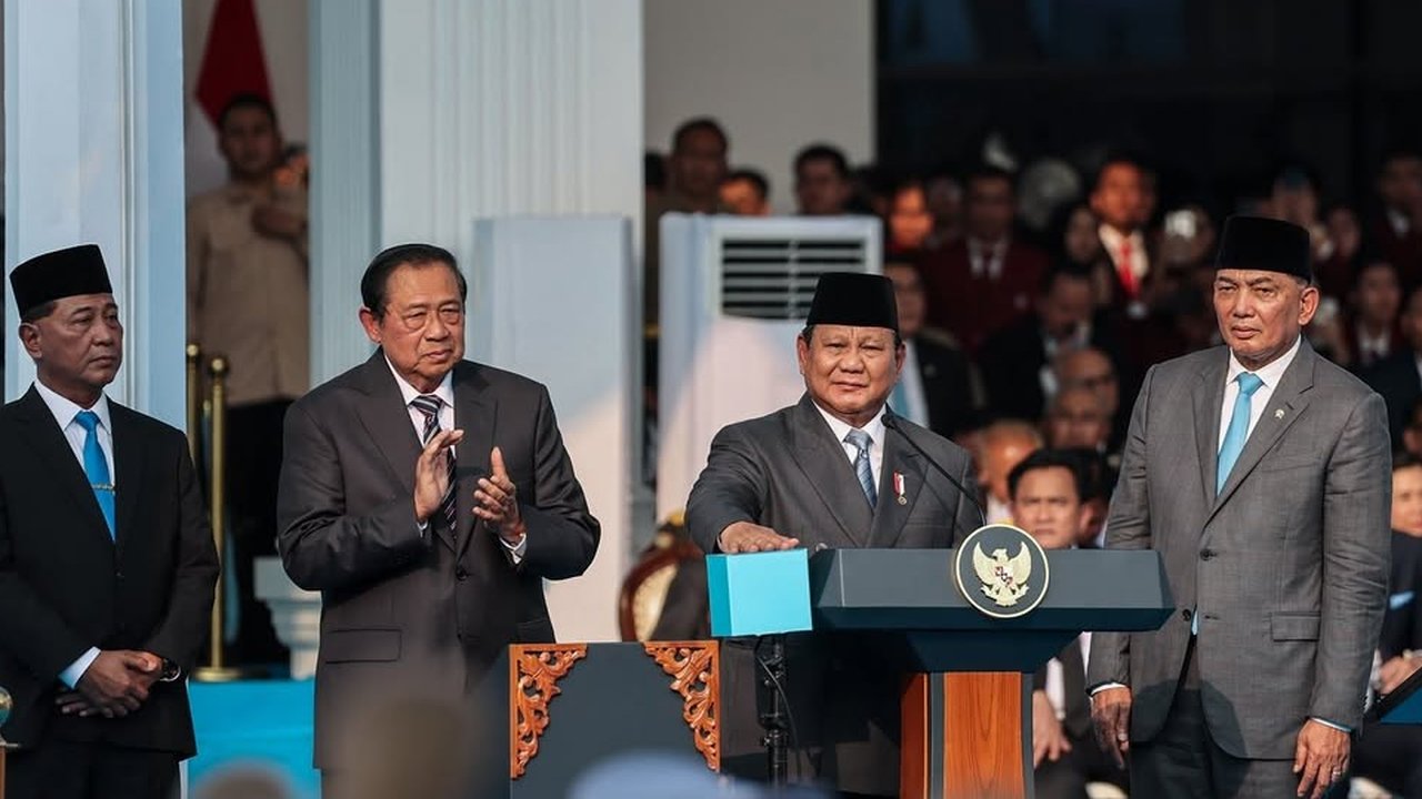 Presiden Prabowo dan Susilo Bambang Yudhoyono meresmikan Kampus Bhineka Tunggal Ika Universitas Pertahanan