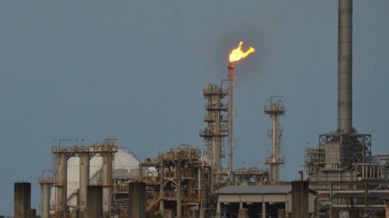 IIF Tinjau Proyek Jetty dan Tangki Propilena Polytama untuk Dukung Industri Petrokimia Nasional