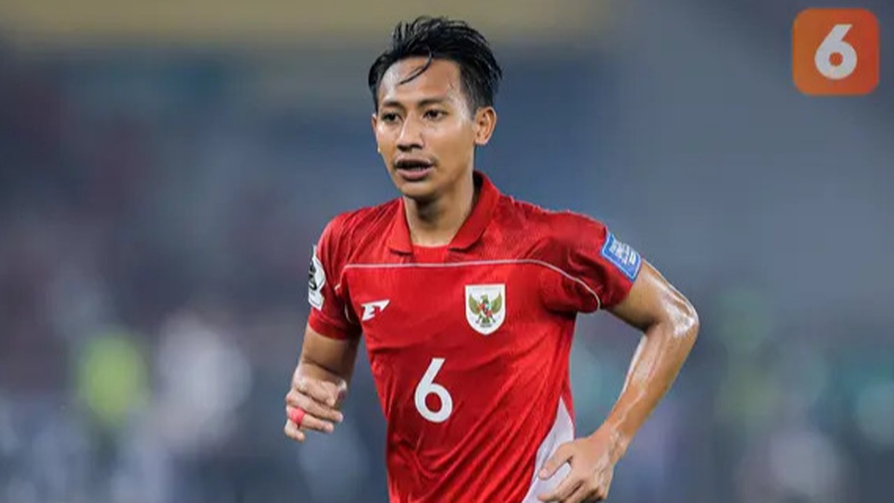 Beckham Putra menjalani debut saat Timnas Indonesia menjamu Timnas China dala lanjutan putaran ketiga Kualifikasi Piala Dunia 2026 di Stadion Utama Gelora Bung Karno, Jakarta, Kamis (5/6/2025