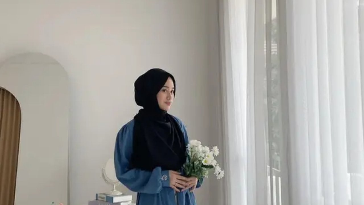 Inspirasi Gamis Ala Khansa Mariska