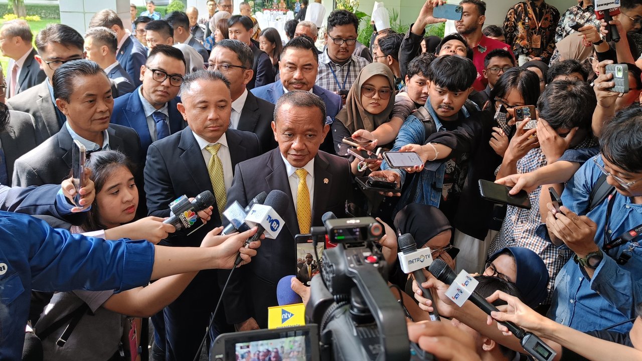 Indonesia Jual Listrik Bersih 3,4 Gigawatt ke Singapura, Bahlil Janjikan 418.000 Lowongan Kerja