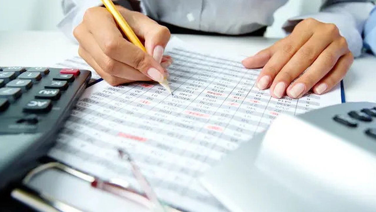 Tips Mulai Investasi: Edukasi Jadi Fondasi Utama, Pastikan Gunakan Uang Dingin