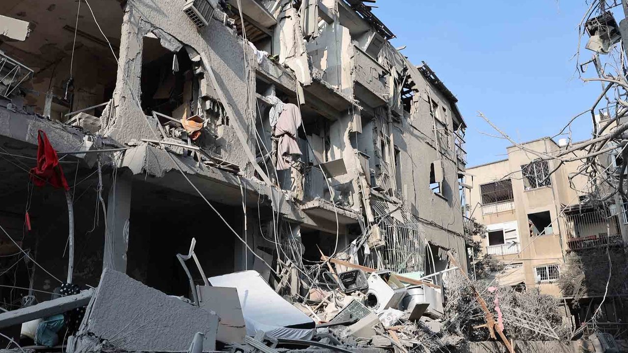 Sekjen PBB Desak Israel dan Iran Berhenti Saling Serang