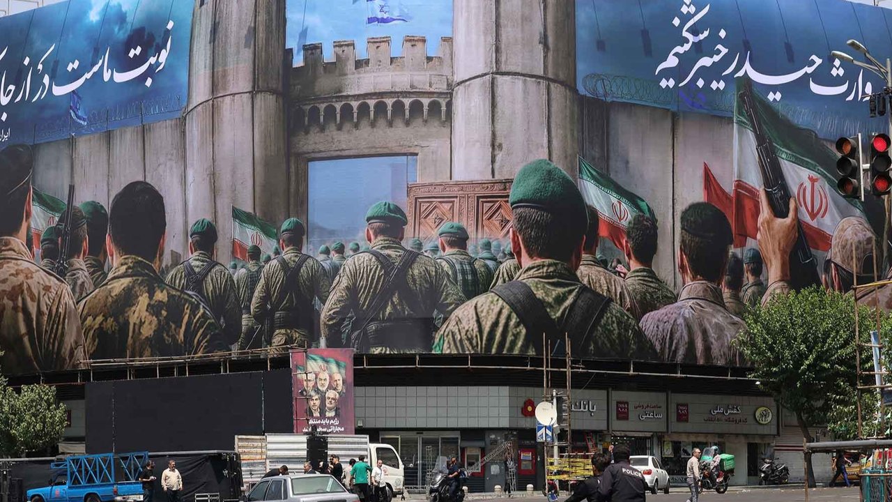 Harga Minyak dan Emas Naik, Saham Tertekan Akibat Konflik Israel-Iran