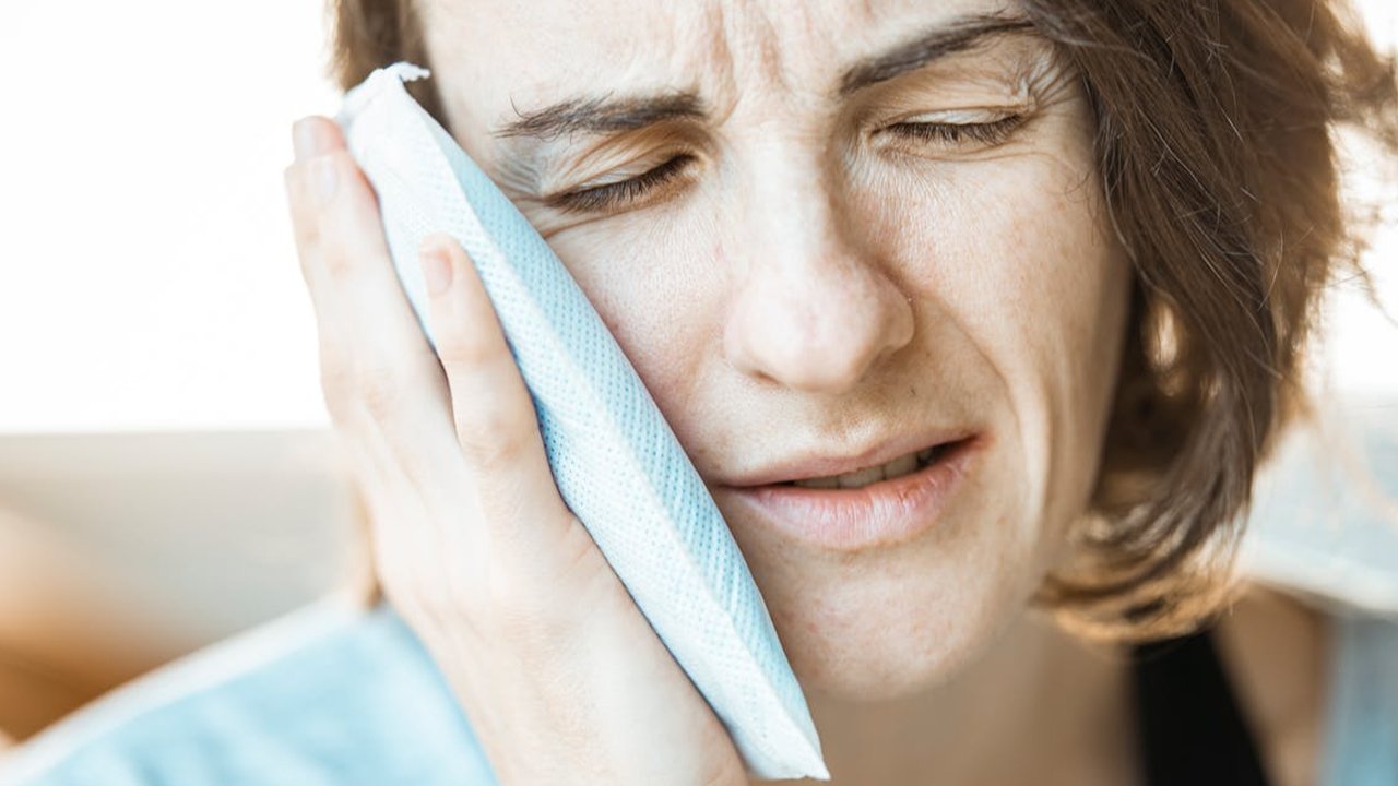 Ilustrasi Sakit Gigi