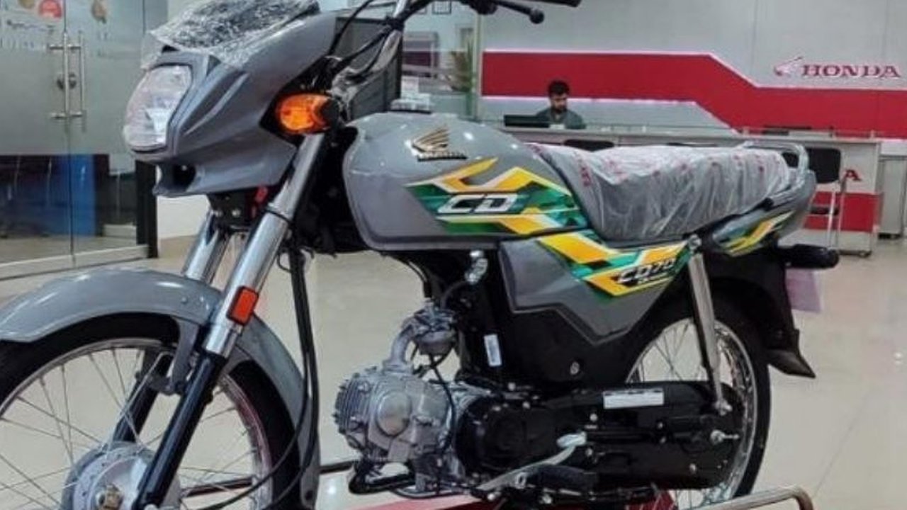 Penampilan Honda CD 70 Dream 2025 sekilas mirip Win 100