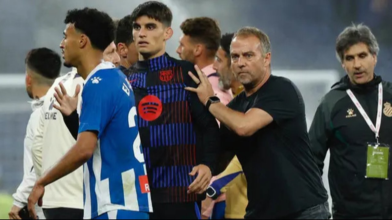 Setelah Perpanjang Kontrak di Barcelona, Ini Janji Hansi Flick