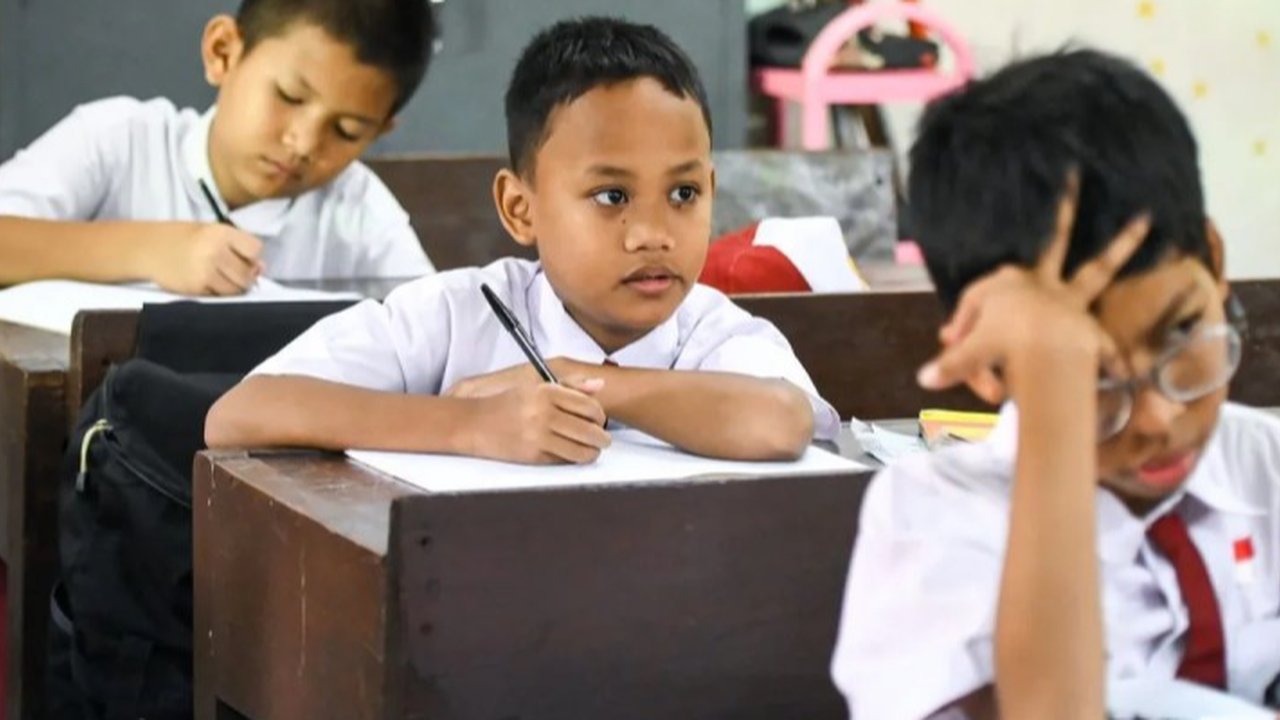 SPMB Jambi 2025: Pendaftaran Digital untuk Penerimaan Murid Baru