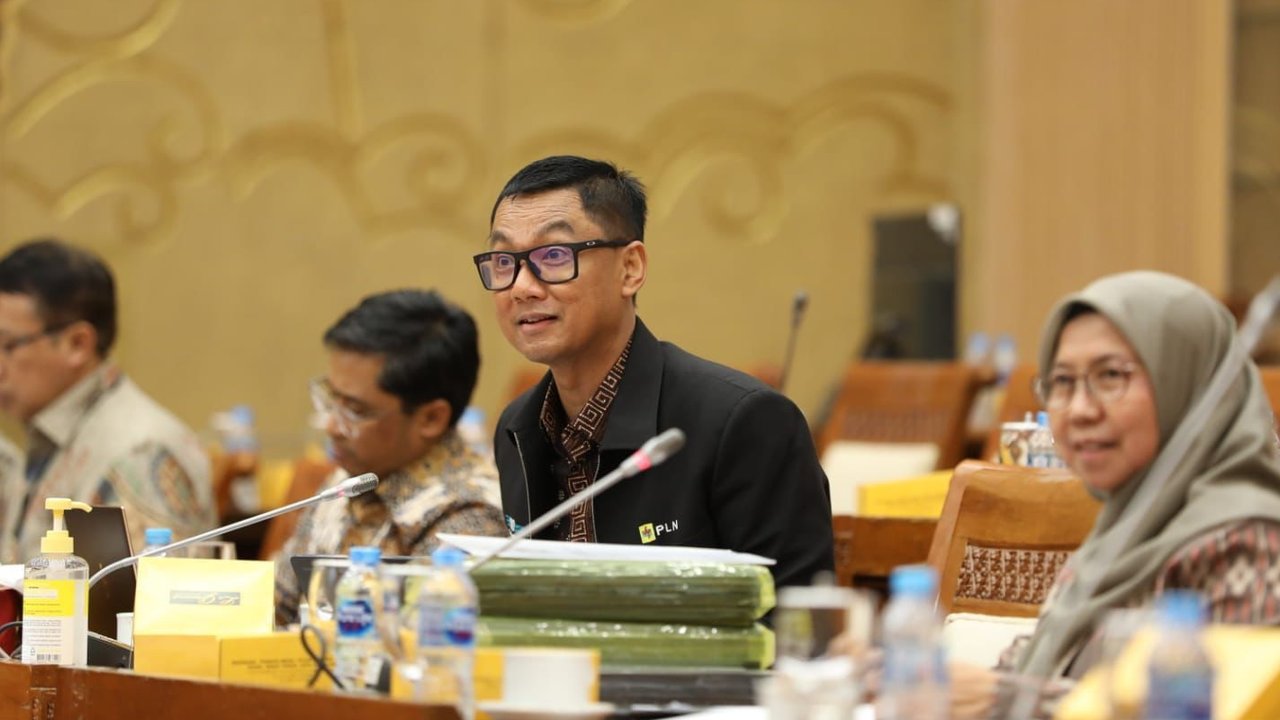 PLN Rombak Jajaran Direksi: Darmawan Prasodjo Tetap Jadi Dirut, Wamensesneg Jadi Komisaris