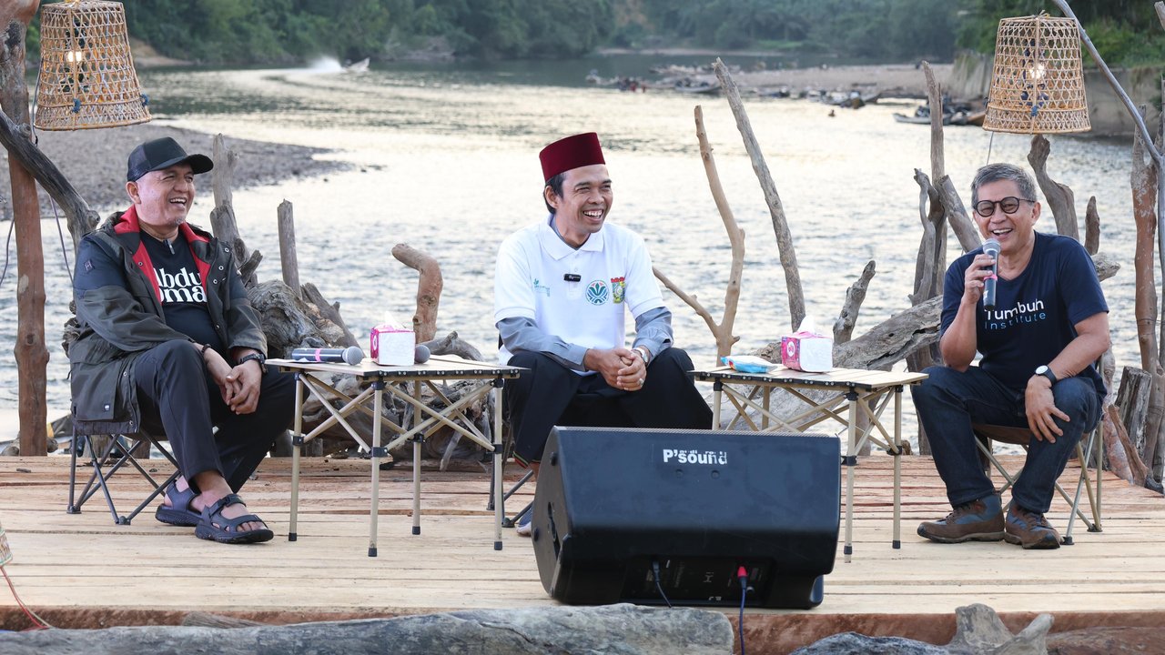 Momen UAS dan Rocky Gerung Bicara Lingkungan Hidup, Kompak Ajak Lindungi Bumi