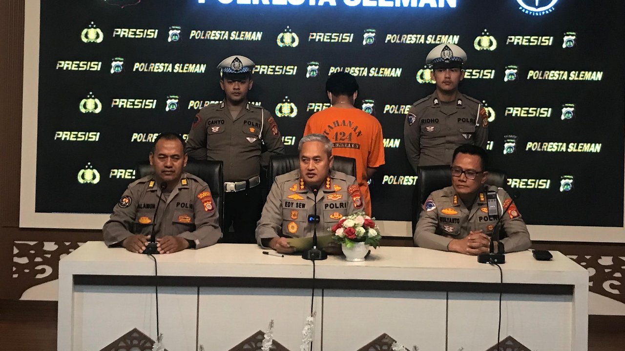 Pengemudi BMW Christiano Pengarapenta