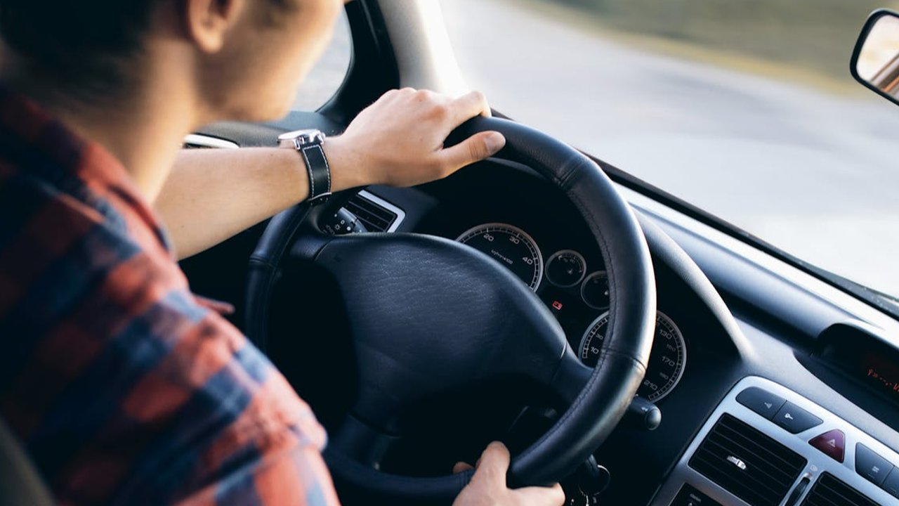 Membedakan Antara Lelah Berkendara dan Gangguan Konsentrasi ADHD