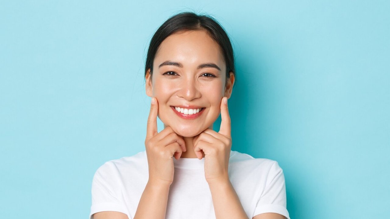 Yuk, ungkap dan ikuti rahasia di balik kulit tetap sehat dan lembap hanya dengan satu klik di sini. (Sumber: freepik).