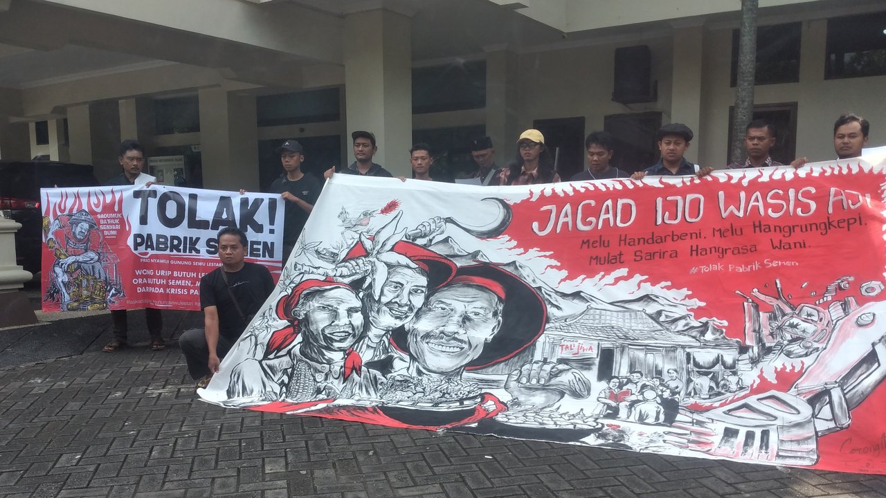 Ramai-Ramai Warga Wonogiri Tolak Proyek Pabrik Semen Seluas 309,43 Hektar