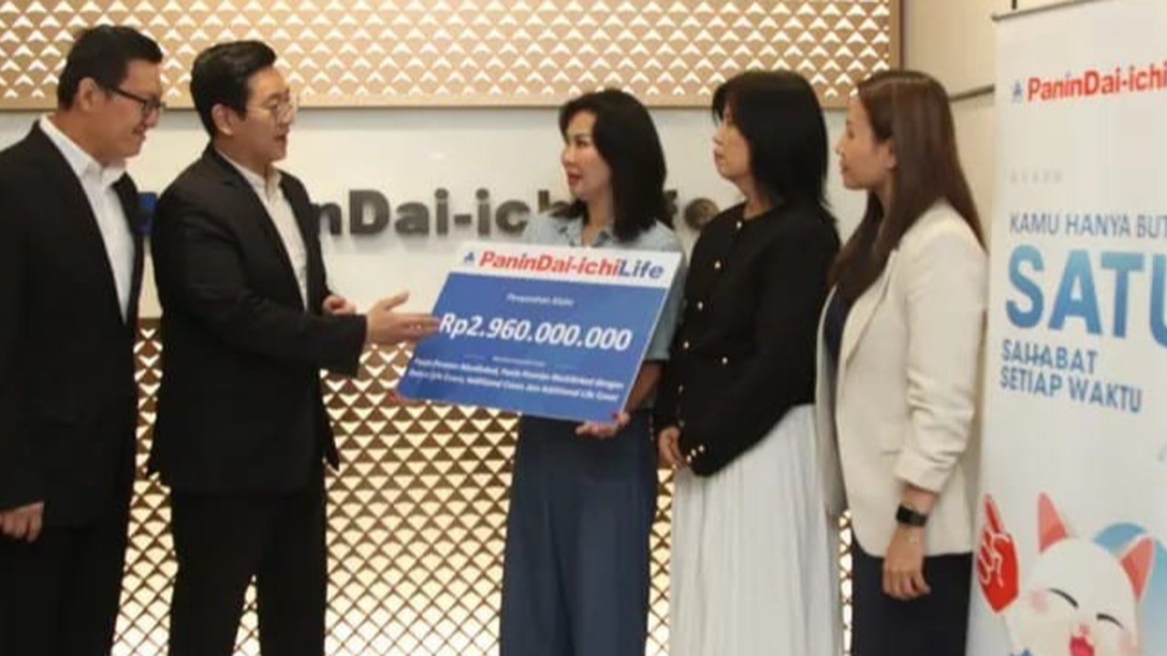 Panin Dai-ichi Life Bayar Klaim Rp 2,96 Miliar kepada Ahli Waris di Jakarta