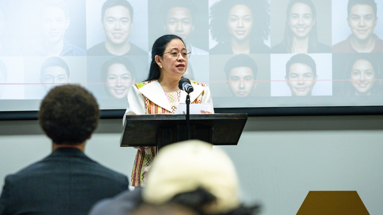 Ketua DPR RI Puan Maharani Saat Konferensi Internasional di Kampus CSU Sacramento AS